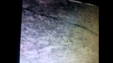 Centenares de inmigrantes intentan entrar en Melilla en plena noche