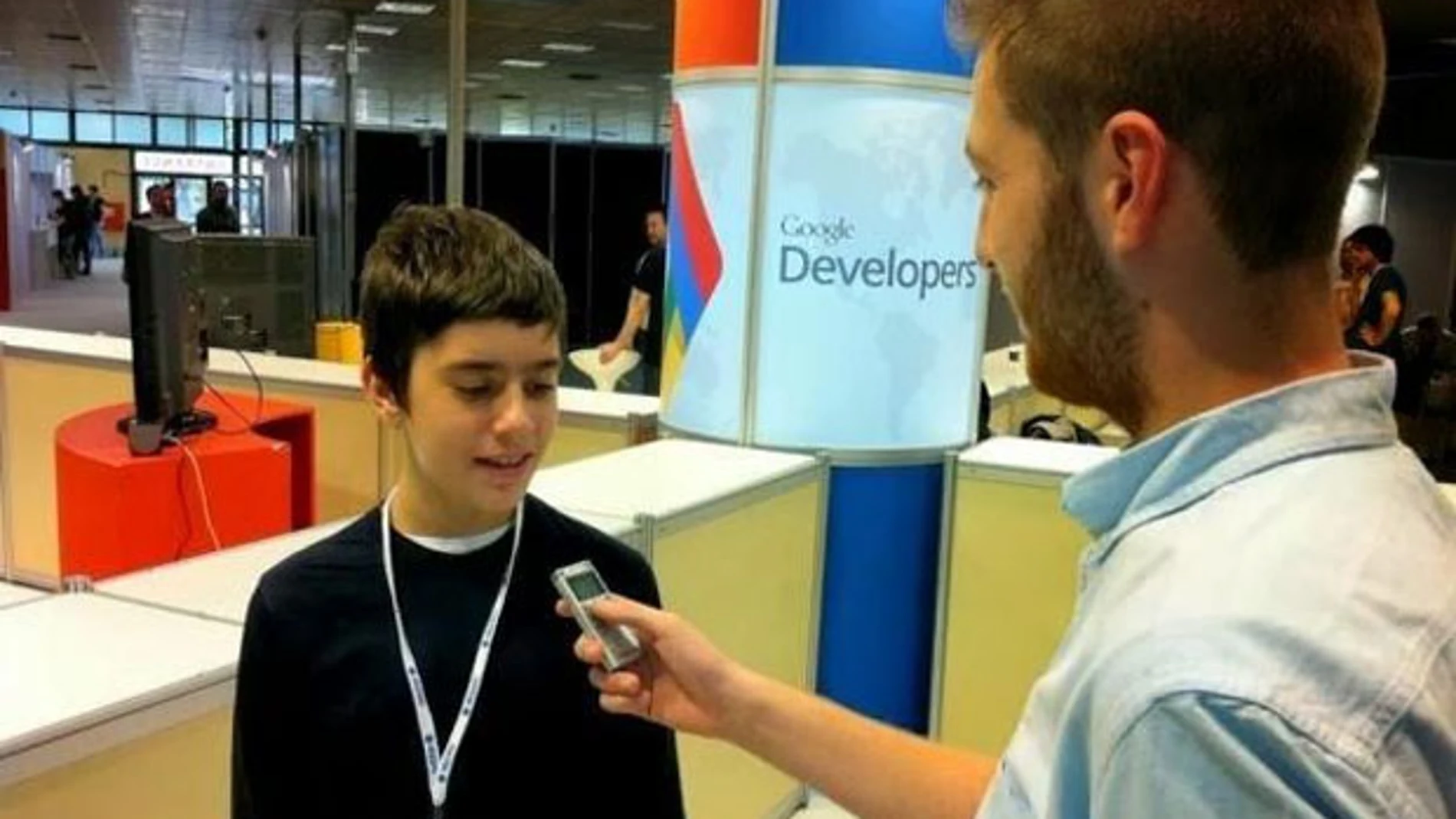 Nikos Adam, fichaje de Google a sus 12 años Nikos Adam, fichaje de Google a sus 12 años