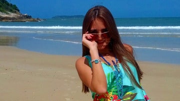 La brasileña Catarina Migliorini vuelve a vender su virginidad
