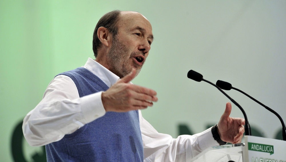 Rubalcaba, en la clausura del Congreso Extraordinario del partido en Andalucía