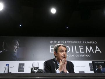 Zapatero en la presentación de su libro "El dilema".