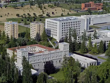 Universidad de Navarra Universidad de Navarra