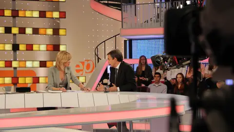 Zapatero con Susanna Griso en Espejo Público Zapatero con Susanna Griso en Espejo Público