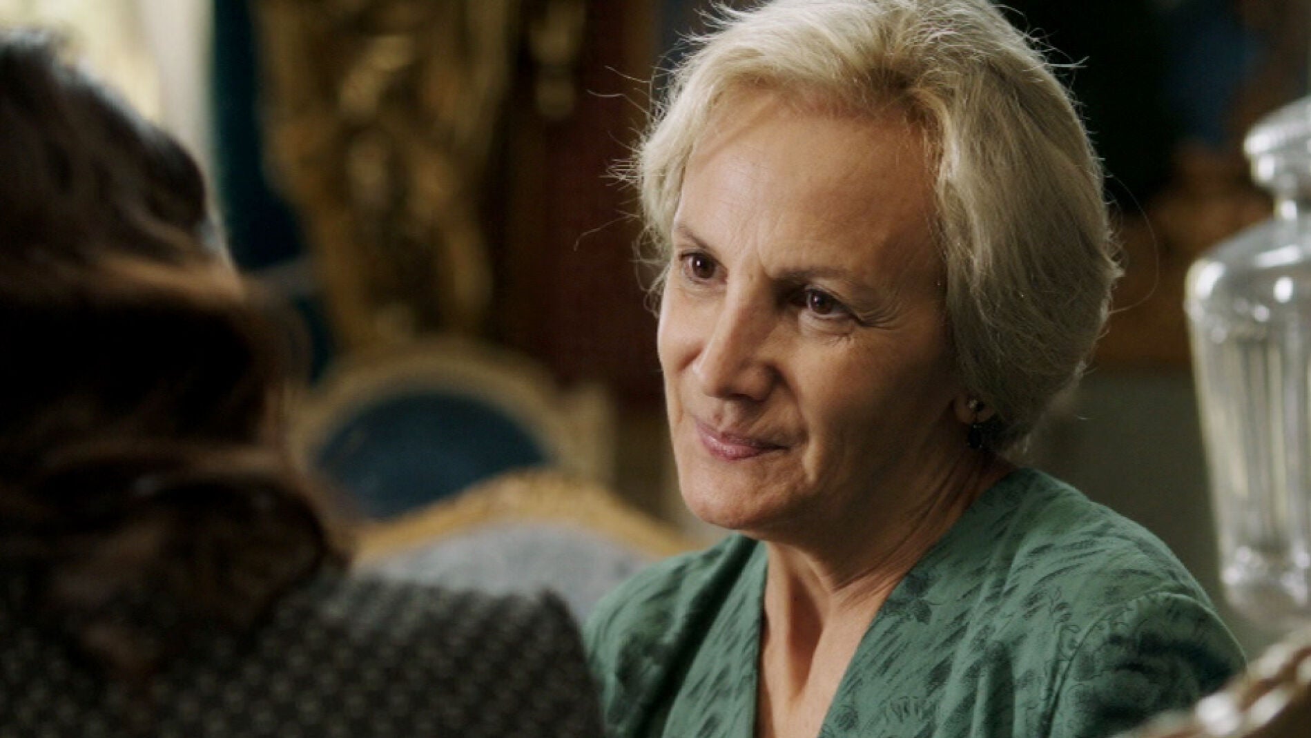 Do&ntilde;a Manuela trabaja para Sira