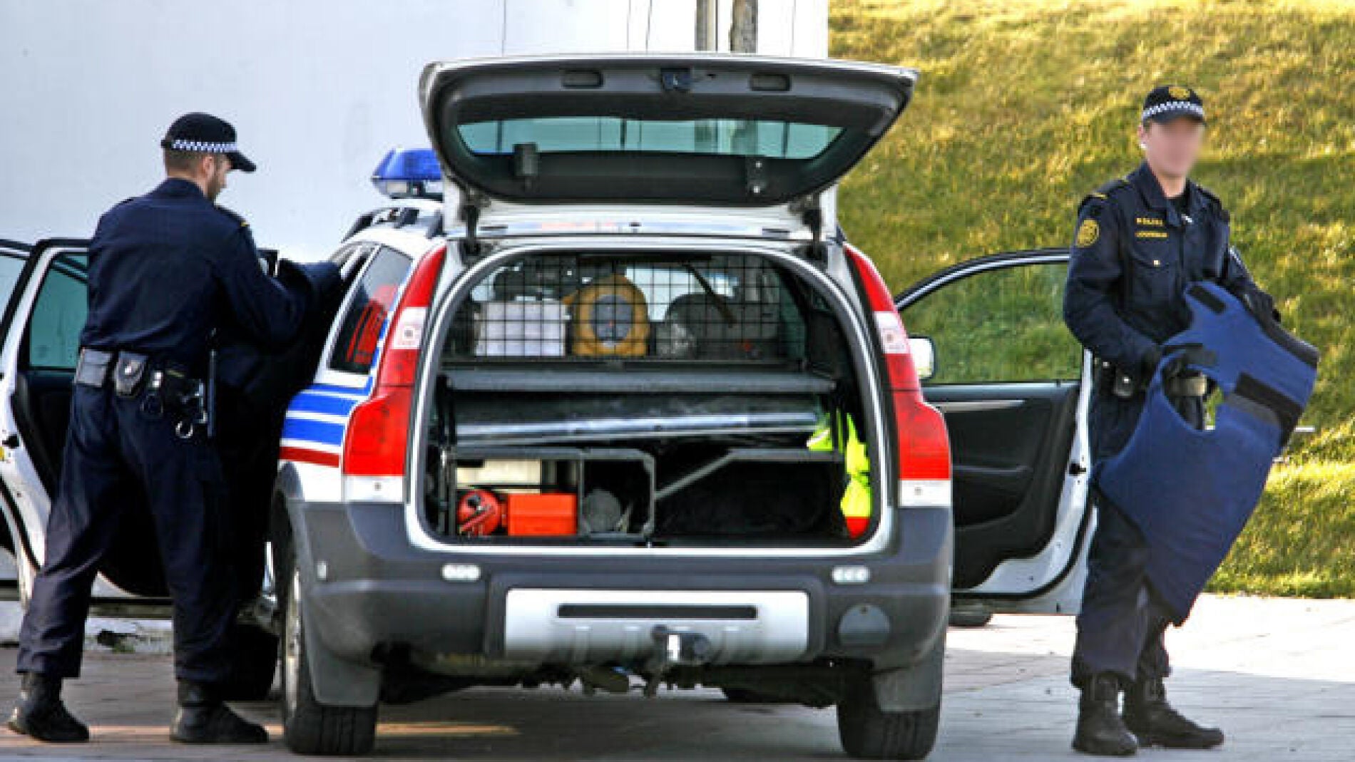 Agentes de la Polic&iacute;a de Islandia