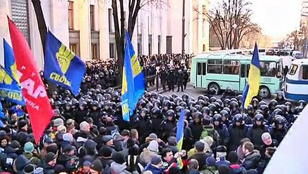 Protestas en el Parlamento de Ucrania