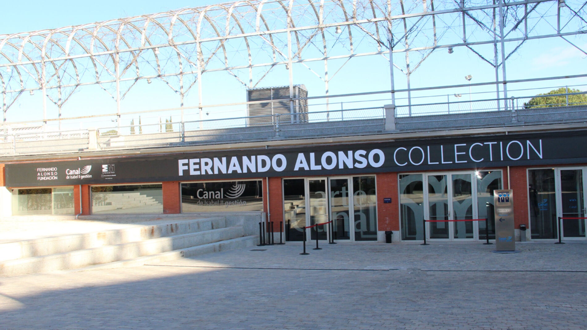 Entrada a la exposici&oacute;n