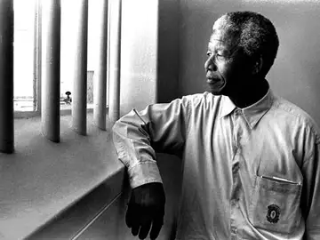 Mandela, en la celda de Robben Island Mandela, en la celda de Robben Island