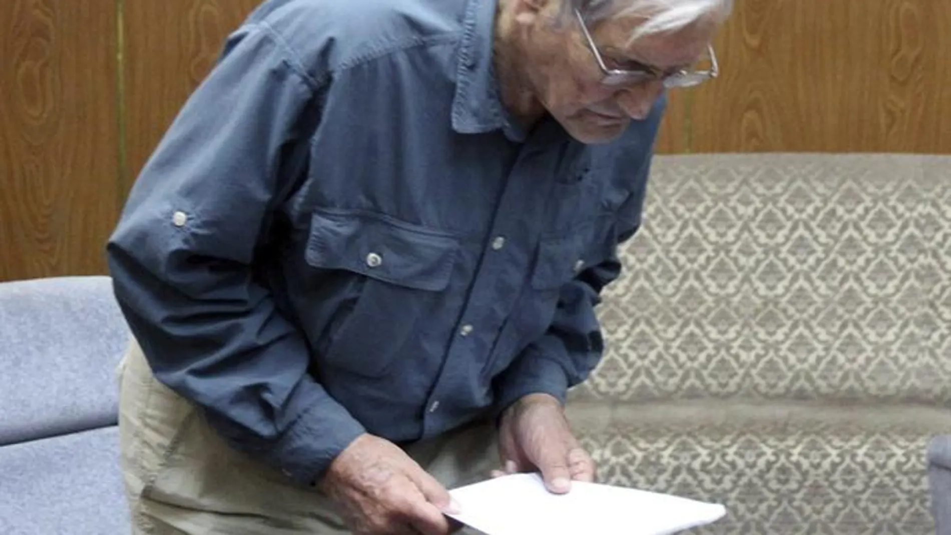 Corea del Norte anuncia la liberación de Merrill Newman Corea del Norte anuncia la liberación de Merrill Newman