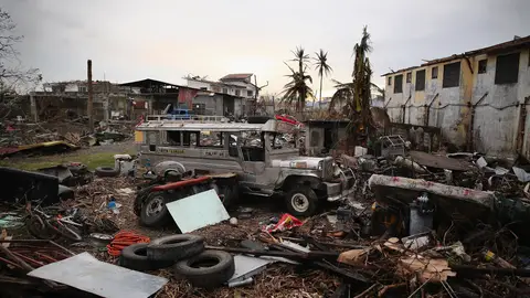Se cumple un mes del paso del tifón Yolanda Se cumple un mes del paso del tifón Yolanda