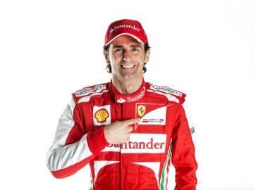 Pedro Martínez de la Rosa con Ferrari