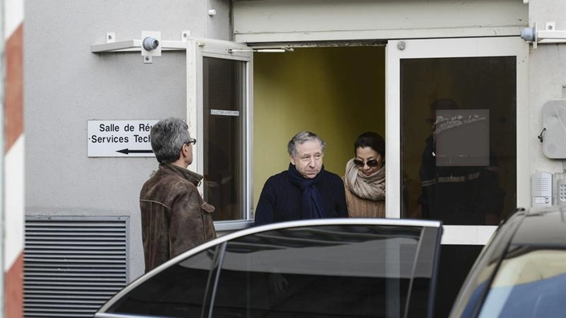 Jean Todt a su salida del hospital de Grenoble donde permanece ingresado Michael Schumacher.