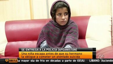 Una niña afgana se entrega a la policía antes de cometer un atentado suicida