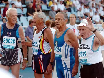 El atleta más anciano de Bélgica, el segundo por la izquierda, se somete a la eutanasia El atleta más anciano de Bélgica, el segundo por la izquierda, se somete a la eutanasia