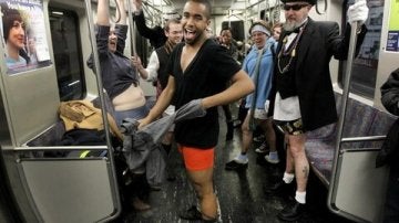 El 'No Pants Subway Ride' en Bostón