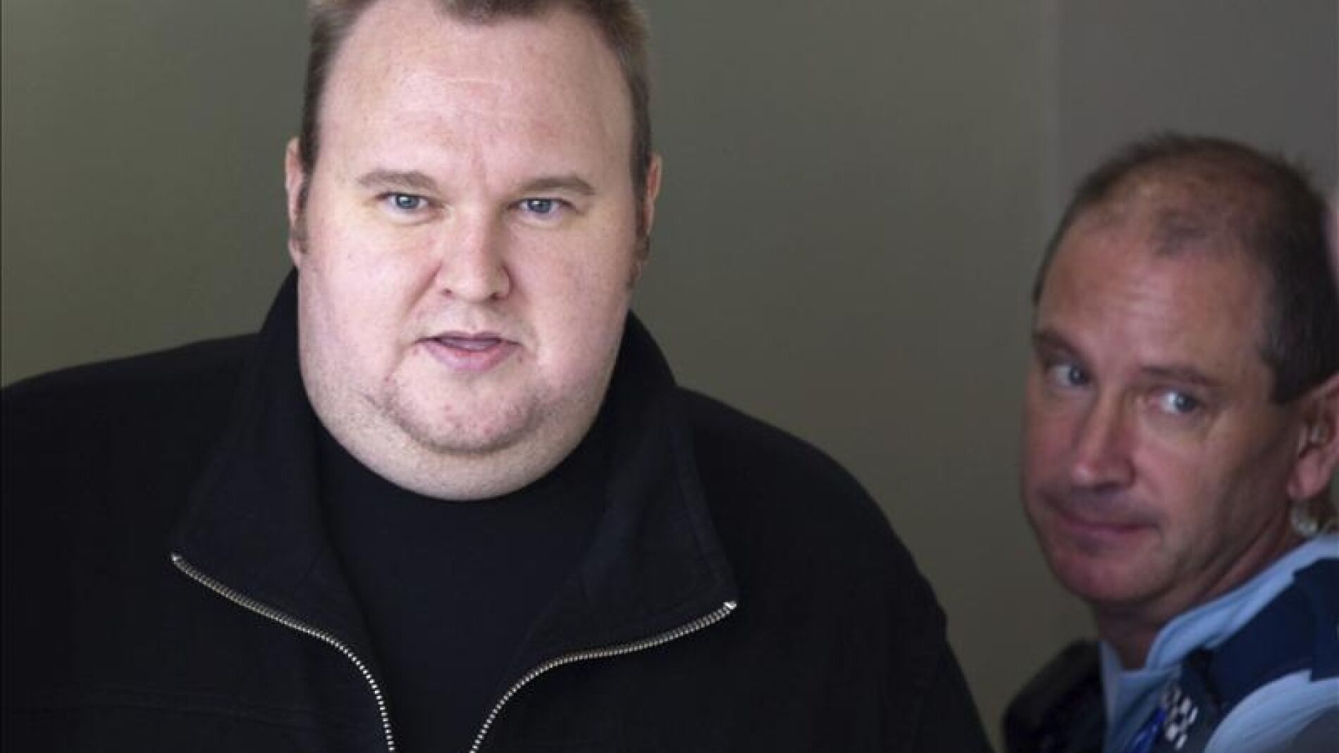El fundador de Megaupload, Kim Schmitz o Kim Dotcom presenta su Partido Internet.