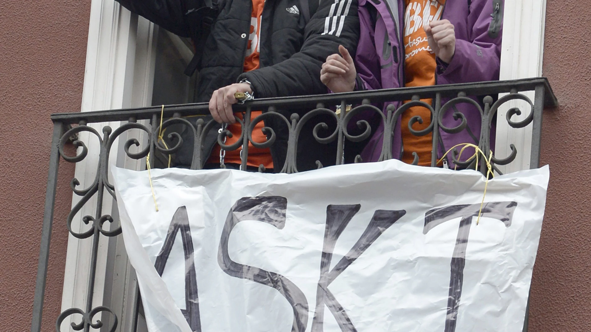 Unai Ruiz y Goizane Pinedo, del Segi Unai Ruiz y Goizane Pinedo, del Segi