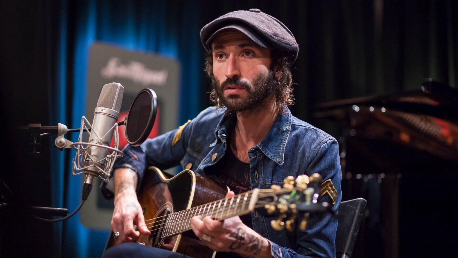 Leiva canta Terriblemente Cruel