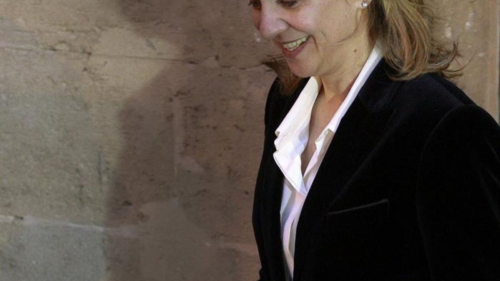 El juez le pide a la Infanta una relación de bienes de cara a su embargo