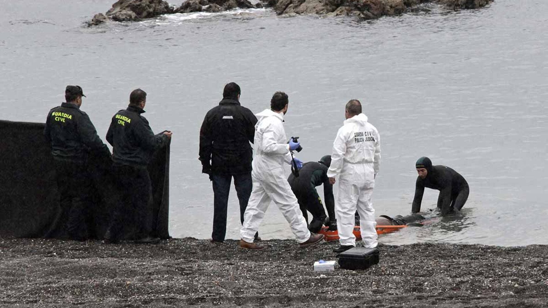 Hallan otros dos cad&aacute;veres en Ceuta
