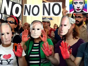 Manifestación contra la ley homosexual de Vladimir Putin. Manifestación contra la ley homosexual de Vladimir Putin.