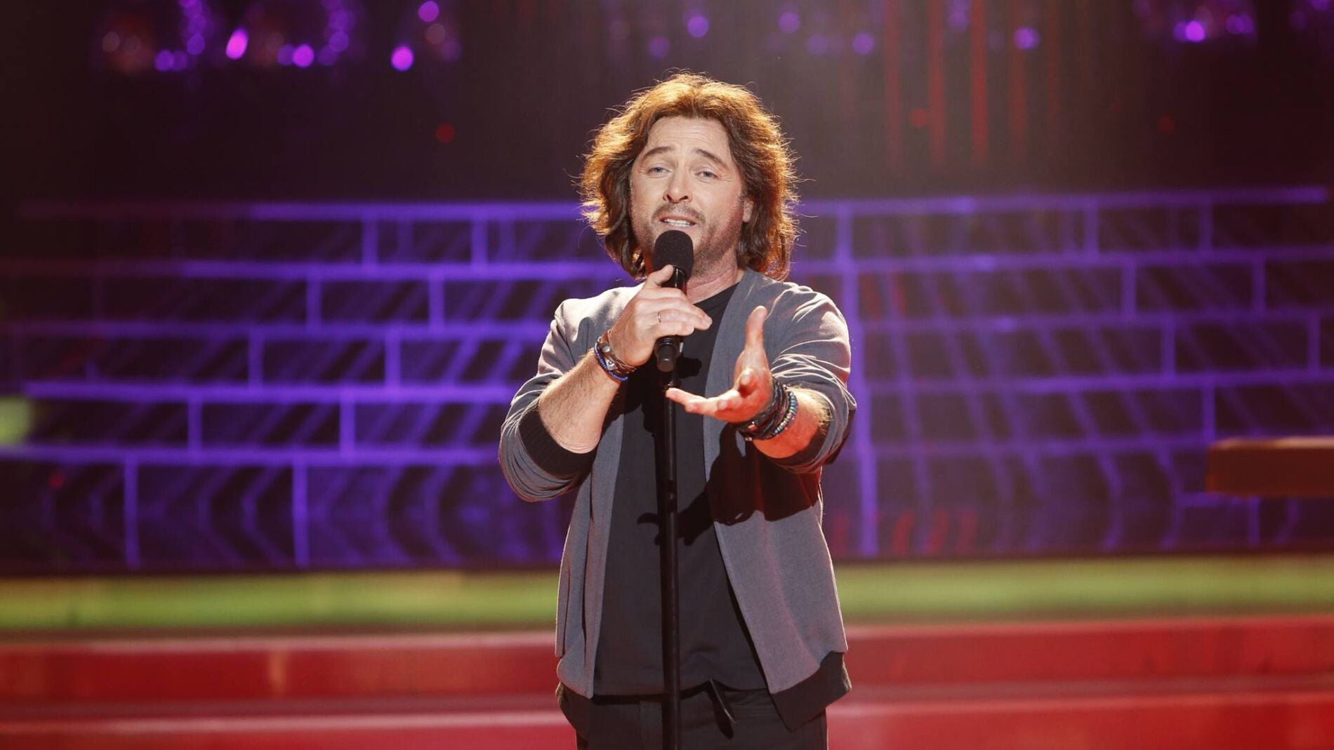 Jos&eacute; Manuel Soto imita a Manuel Carrasco