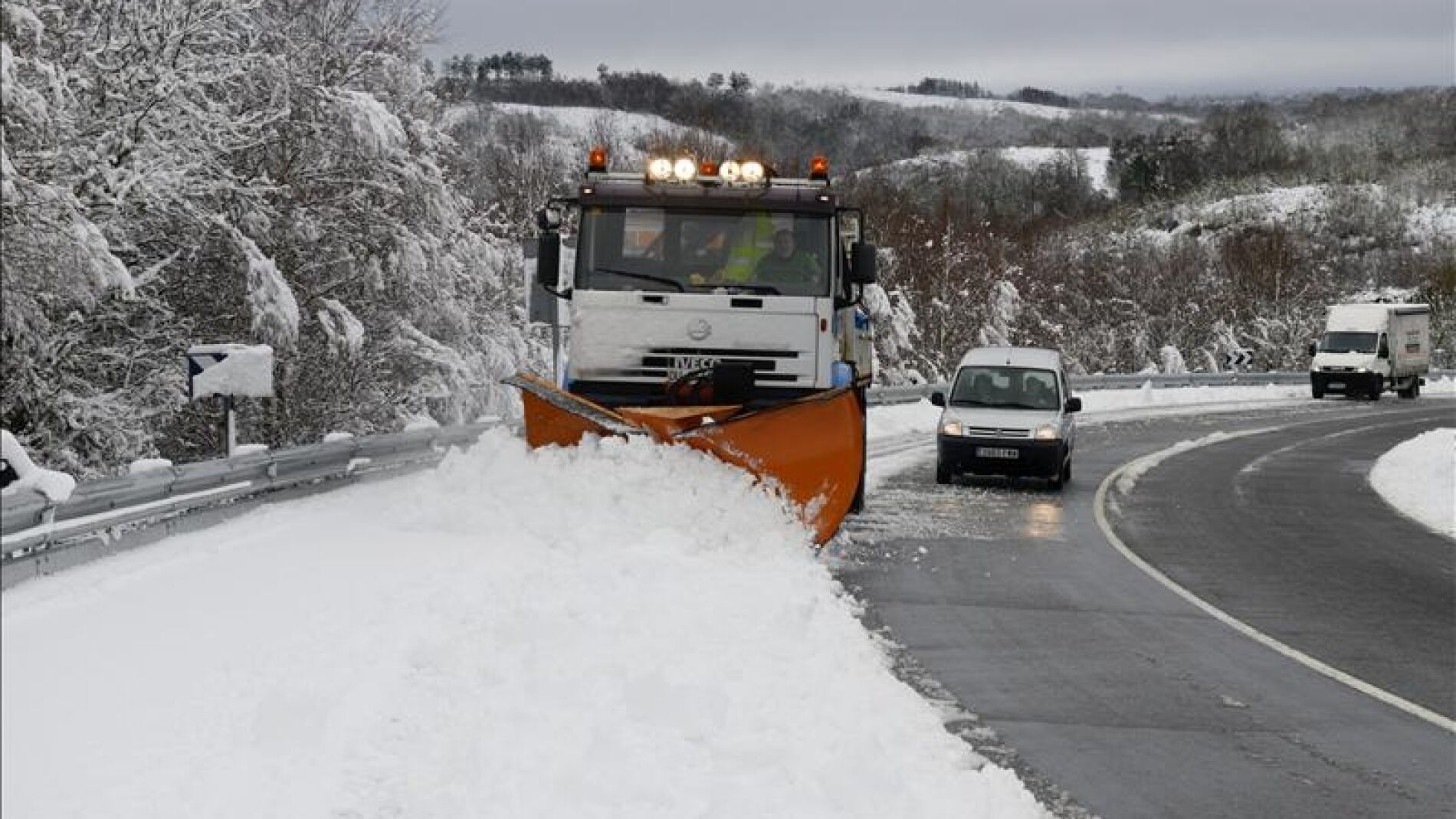 El norte peninsular se ti&ntilde;ir&aacute; de blanco con un descenso de las temperaturas en el resto de provincias