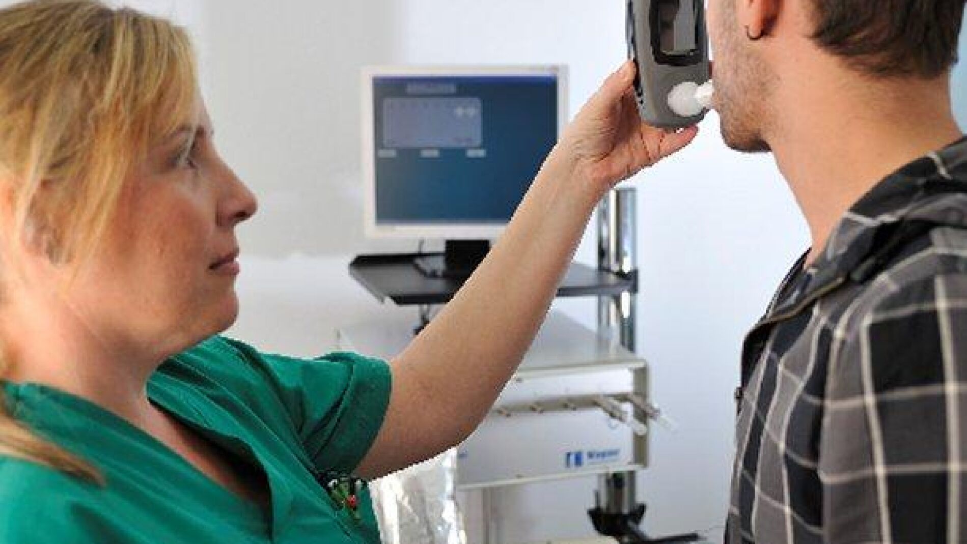 Una prueba de aliento permite diagnosticar c&aacute;ncer