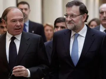 Rajoy junto a Pío García Escudero Rajoy junto a Pío García Escudero