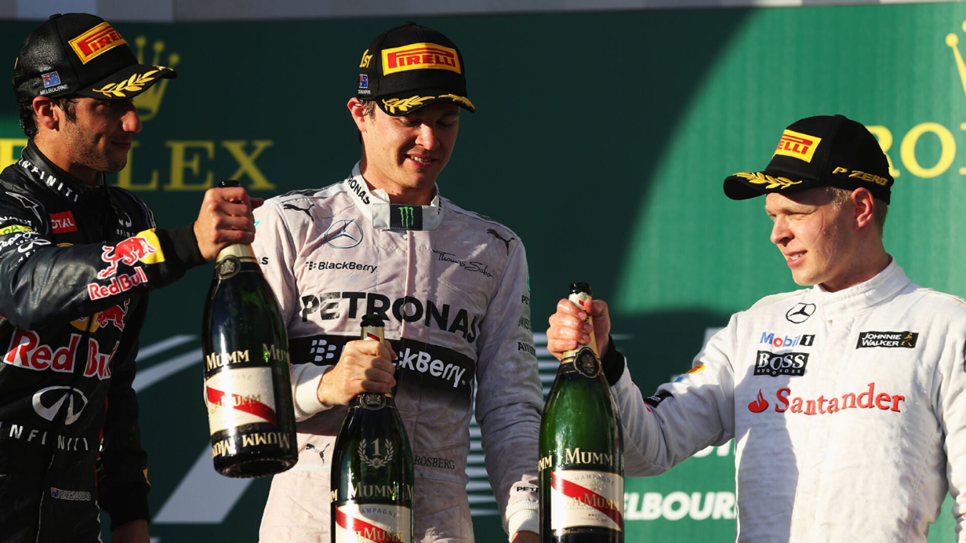 Rosberg, Ricciardo y Magnussen en el podio de Australia