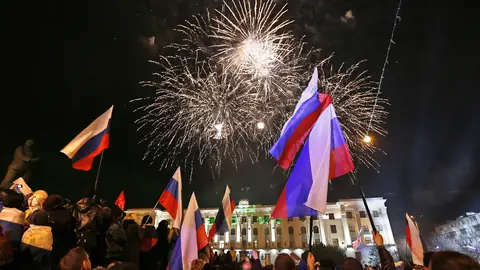 Festejos en la Plaza de Lenin en Crimea Festejos en la Plaza de Lenin en Crimea