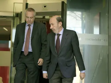 Rubalcaba junto a Pere Navarro Rubalcaba junto a Pere Navarro