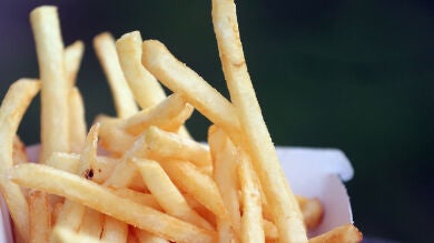 Las patatas muy fritas aceleran el envejecimiento
