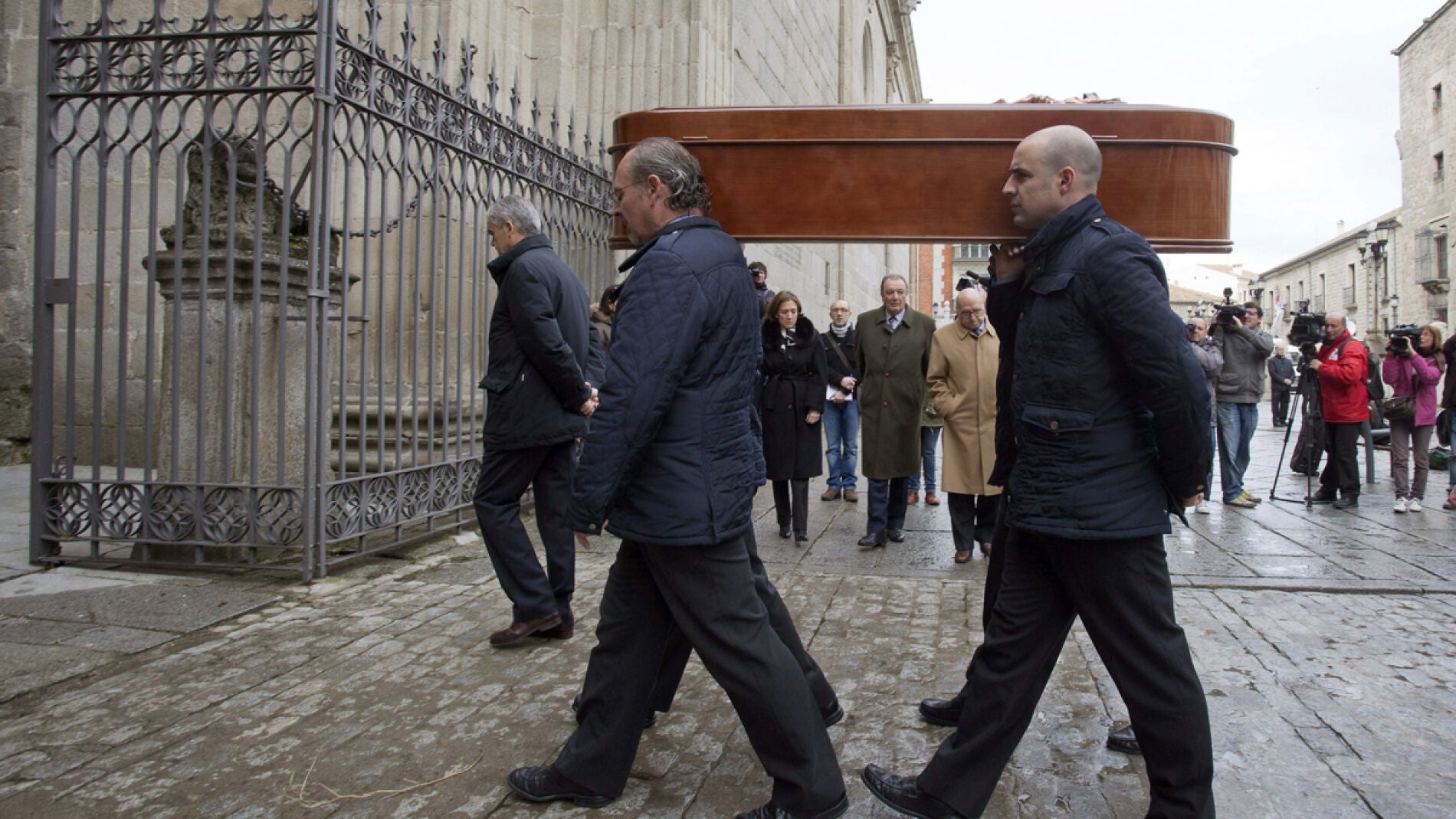 Restos de Amparo Illana en &Aacute;vila