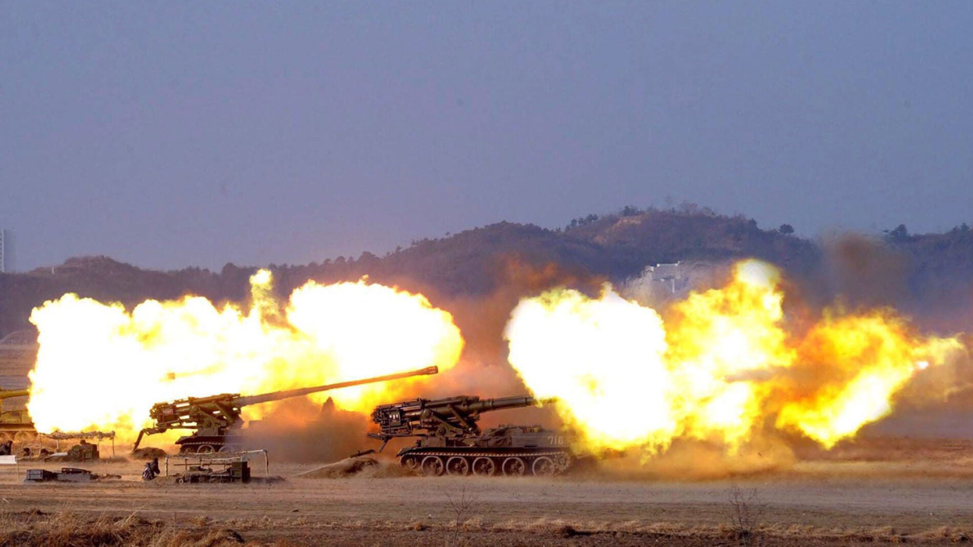 Corea del Norte lanza misiles