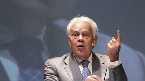 Felipe Gonz&aacute;lez en un acto en M&eacute;xico