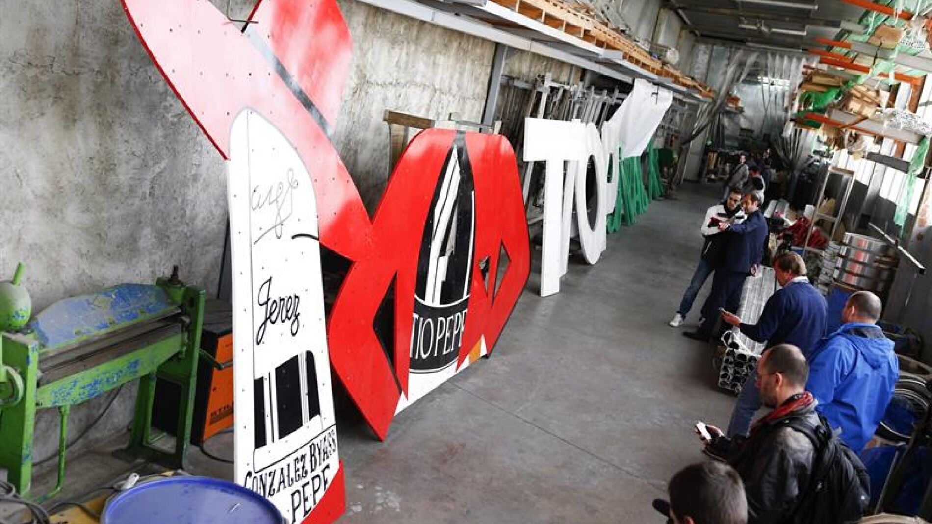 Presentaci&oacute;n del nuevo luminoso de T&iacute;o Pepe