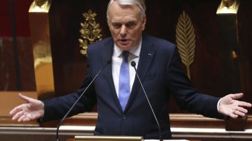 Ayrault en un acto político