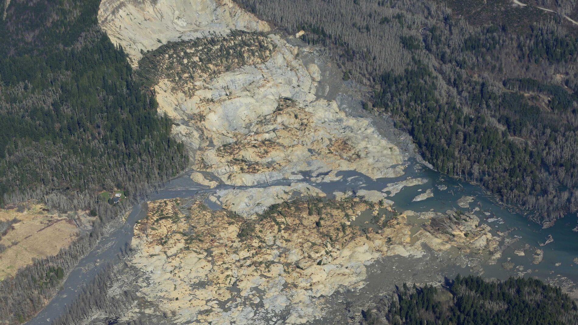 Imagen a&eacute;rea del alud de barro