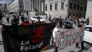 Miembros de la Falange ante el Congreso