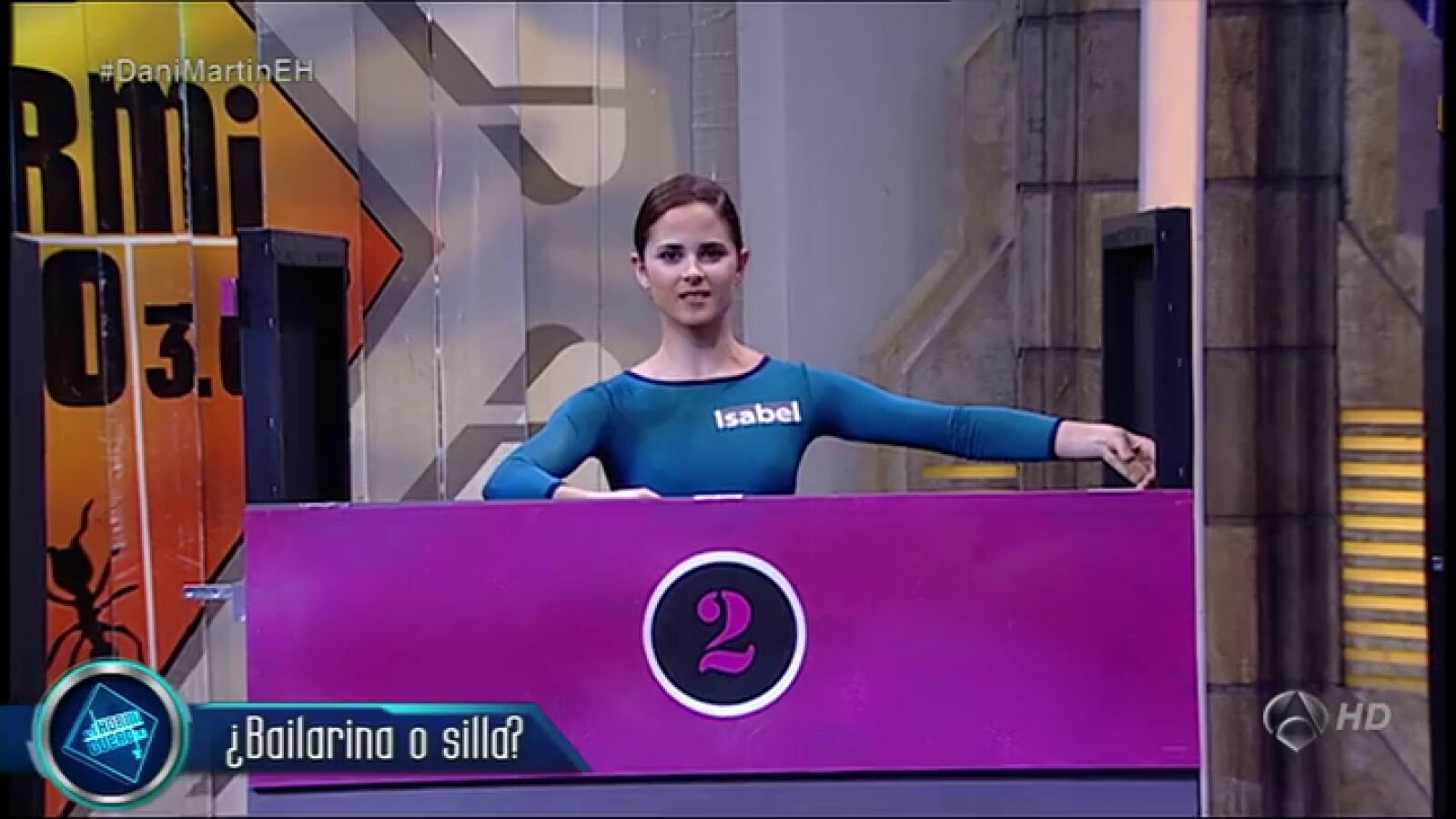 ¿Bailarina o silla?