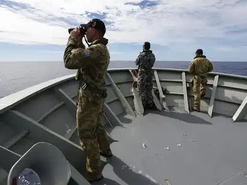 Labores de búsqueda de los restos del vuelo MH370 de Malaysia Airlines Labores de búsqueda de los restos del vuelo MH370 de Malaysia Airlines