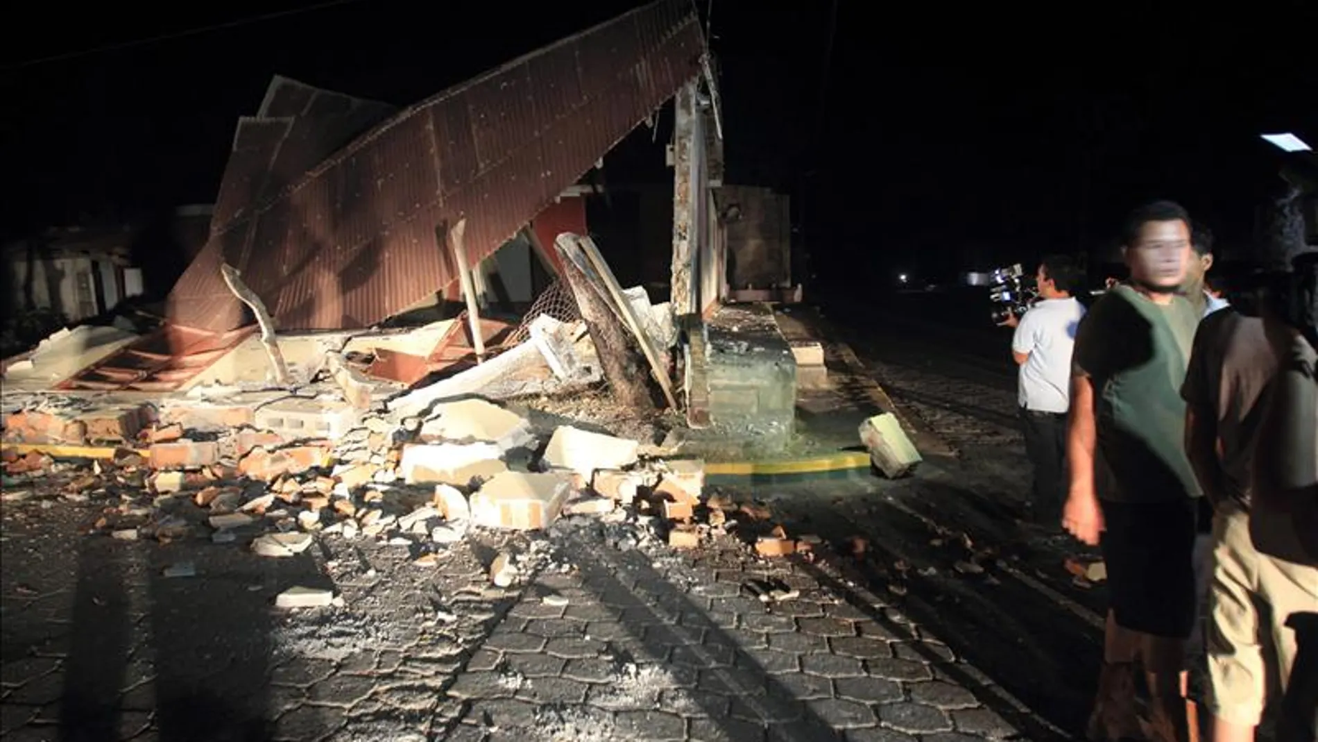 Nicaragua informa de un muerto tras el terremoto de 6,2 grados y declara la alerta Nicaragua informa de un muerto tras el terremoto de 6,2 grados y declara la alerta