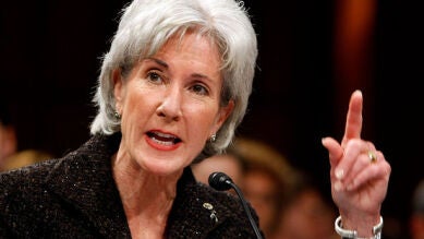 Dimite Kathleen Sebelius, tras la puesta en marcha de la reforma sanitaria de Obama