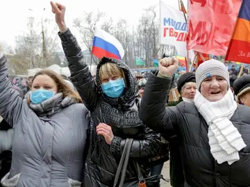 Manifestantes en Donetsk Manifestantes en Donetsk