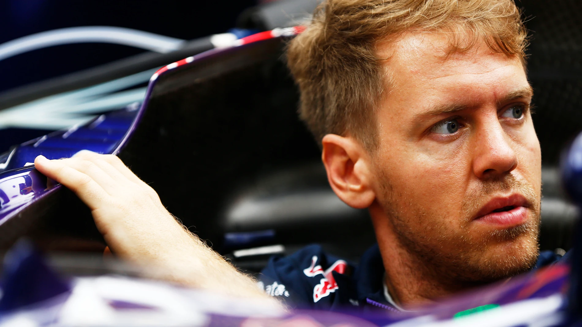 Sebastian Vettel, preparándose para un entrenamiento en China