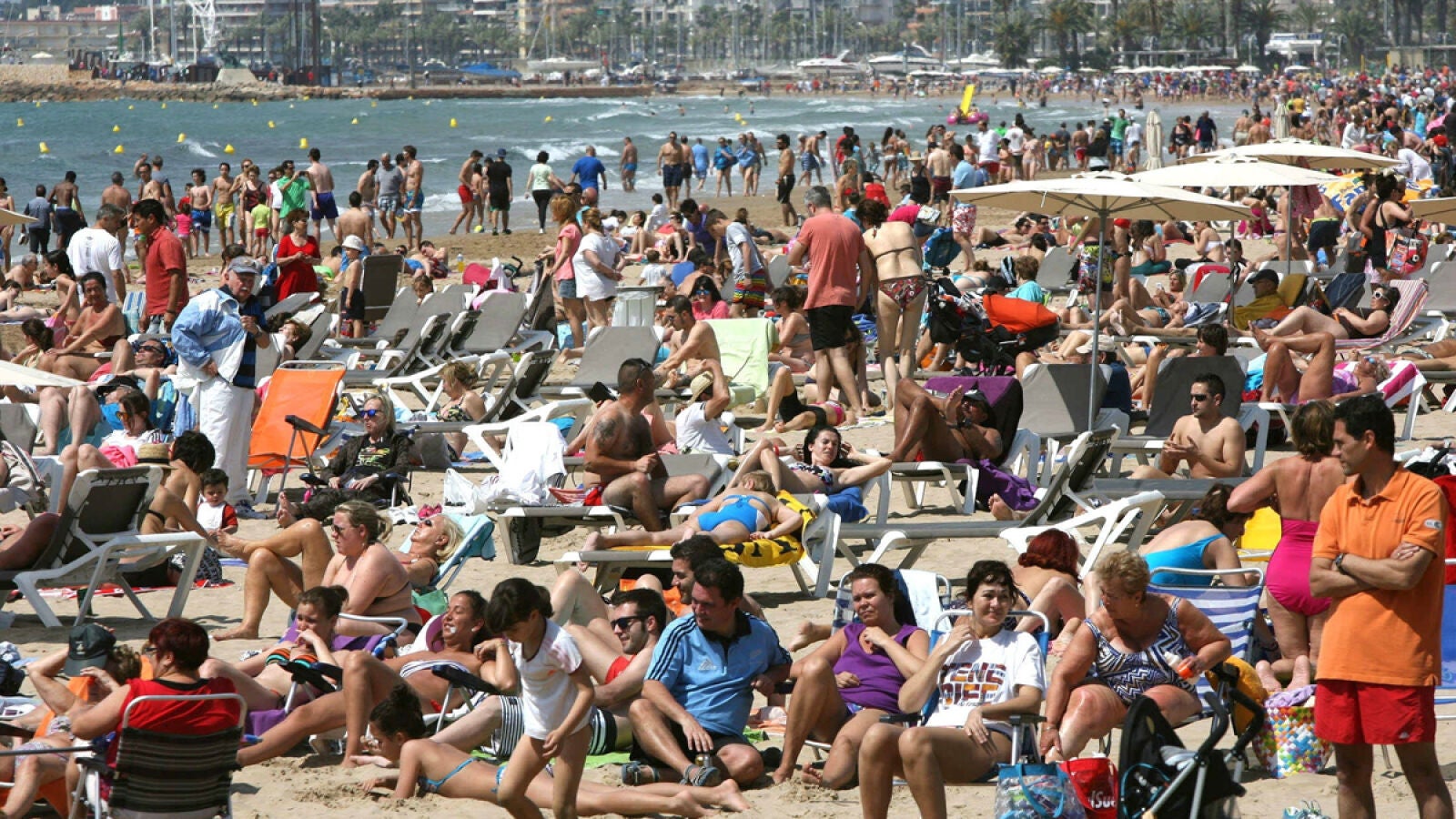 El turismo nacional se incrementa por primera vez en Semana Santa desde 2007