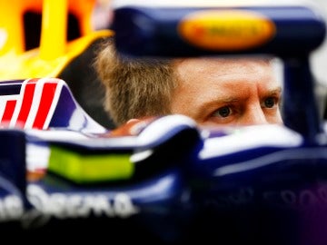 Sebastian Vettel, a los mandos de su Red Bull en el GP de China