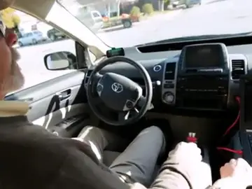 Prototipo de coche que circula sin conductor Prototipo de coche que circula sin conductor