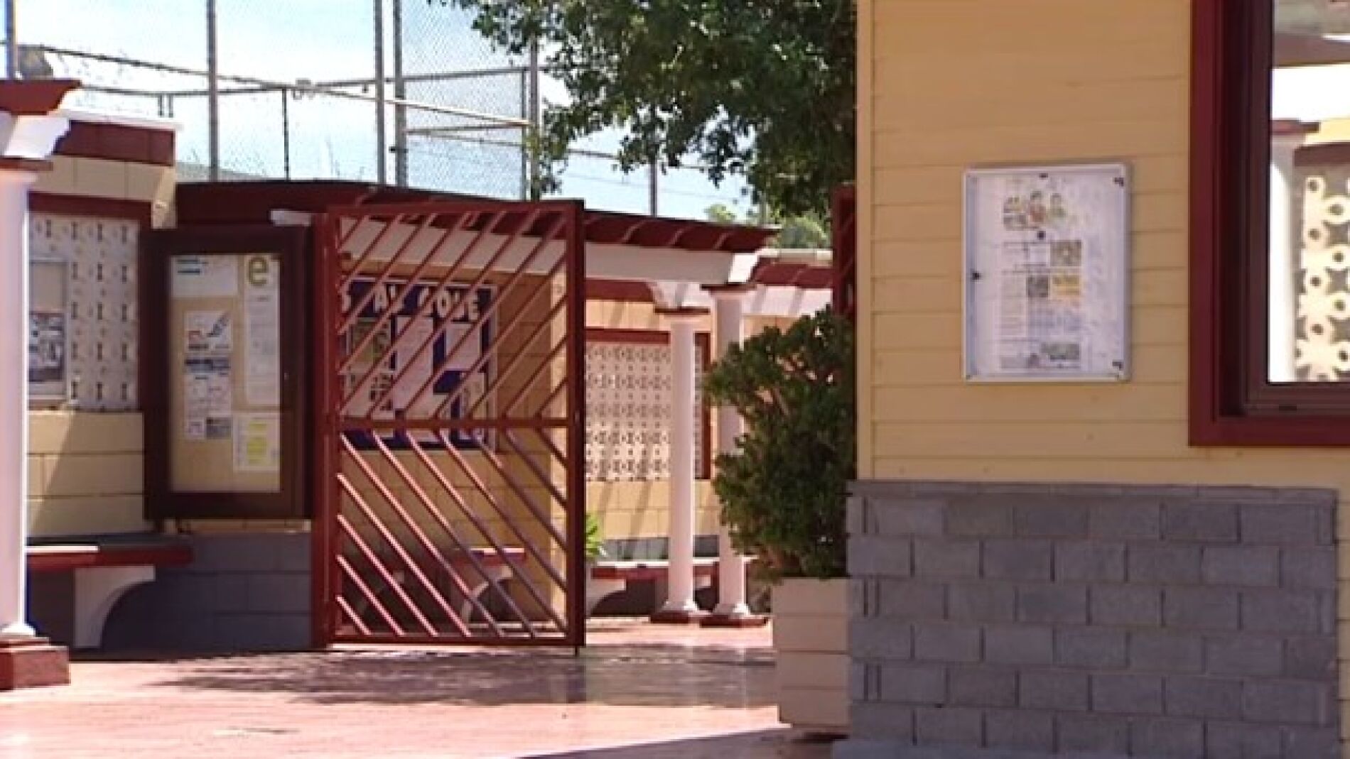 Colegio Arenas de San Bartolom&eacute; de Tirajana